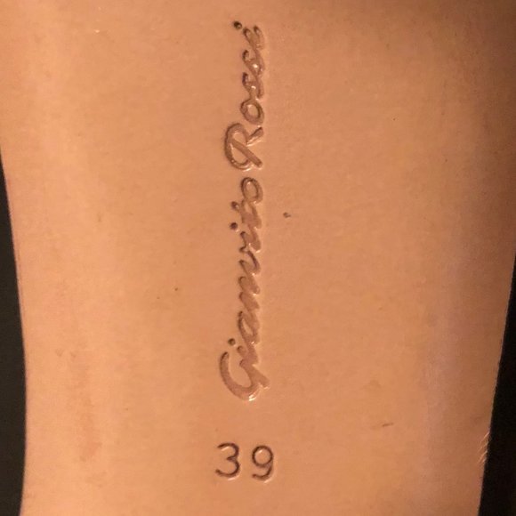 Gianvito Rossi - Picture 12 of 13